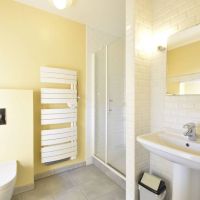 House for sale in France - 7. Badkamer Gite.1.jpg